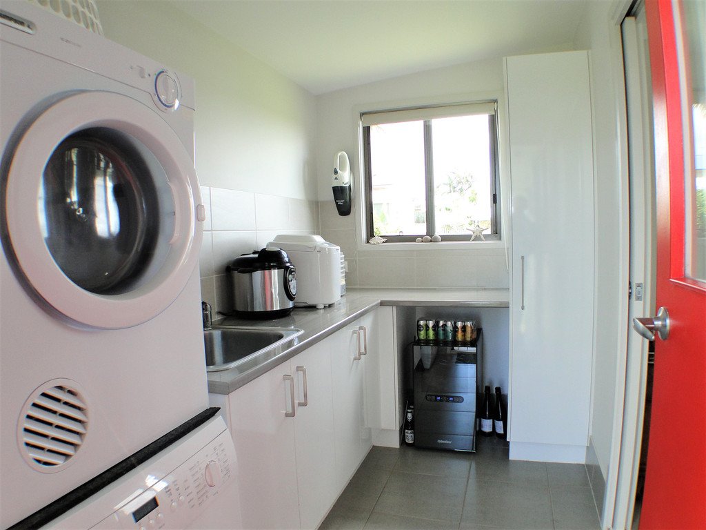 35 Turnstone Boulevard RIVER HEADS 24