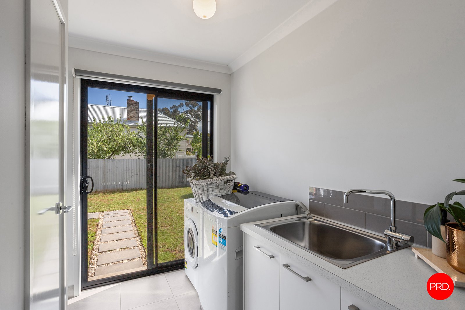 35 Verdon Street INGLEWOOD 16