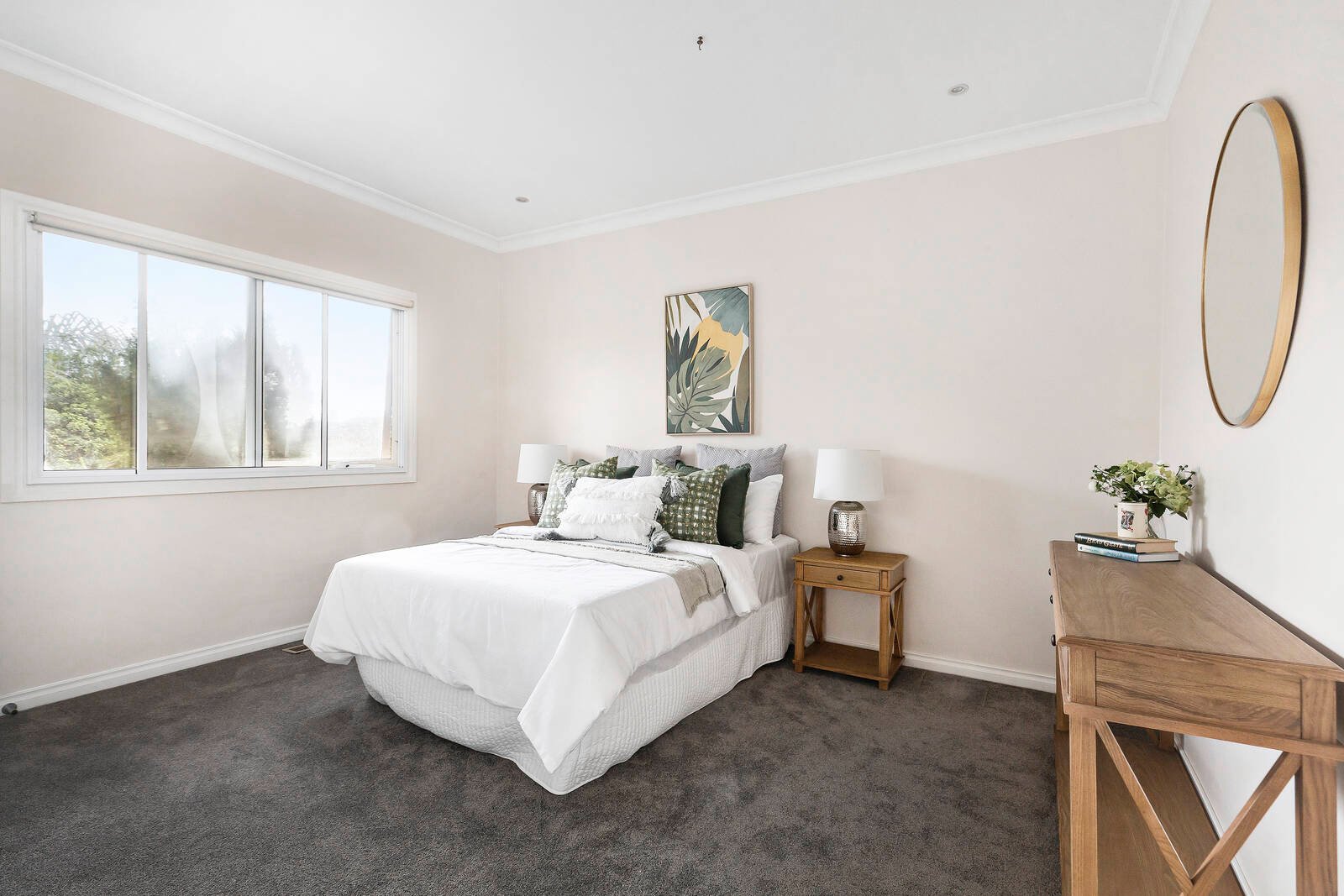 Real Estate and Property in 35 Wadham Parade, Mount Waverley, VIC