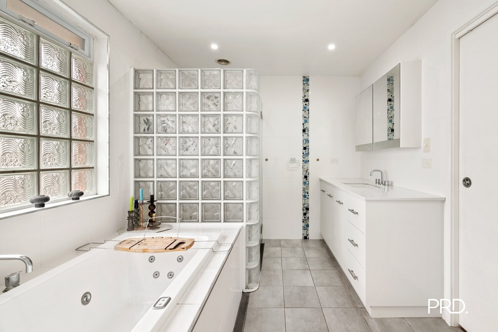 35 Wahroonga Rd  Winmalee 6