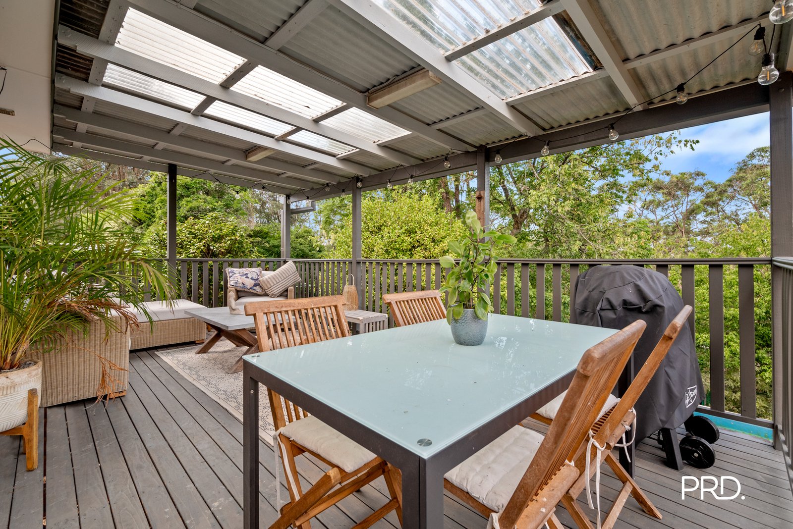 35 Wahroonga Rd  Winmalee 9