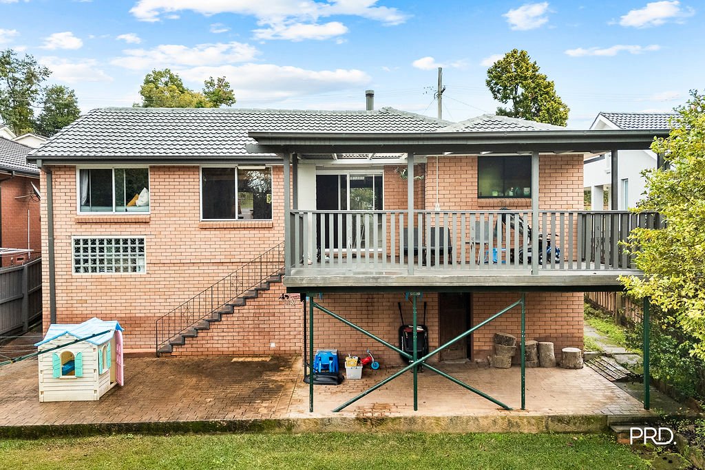 35 Wahroonga Road WINMALEE 12