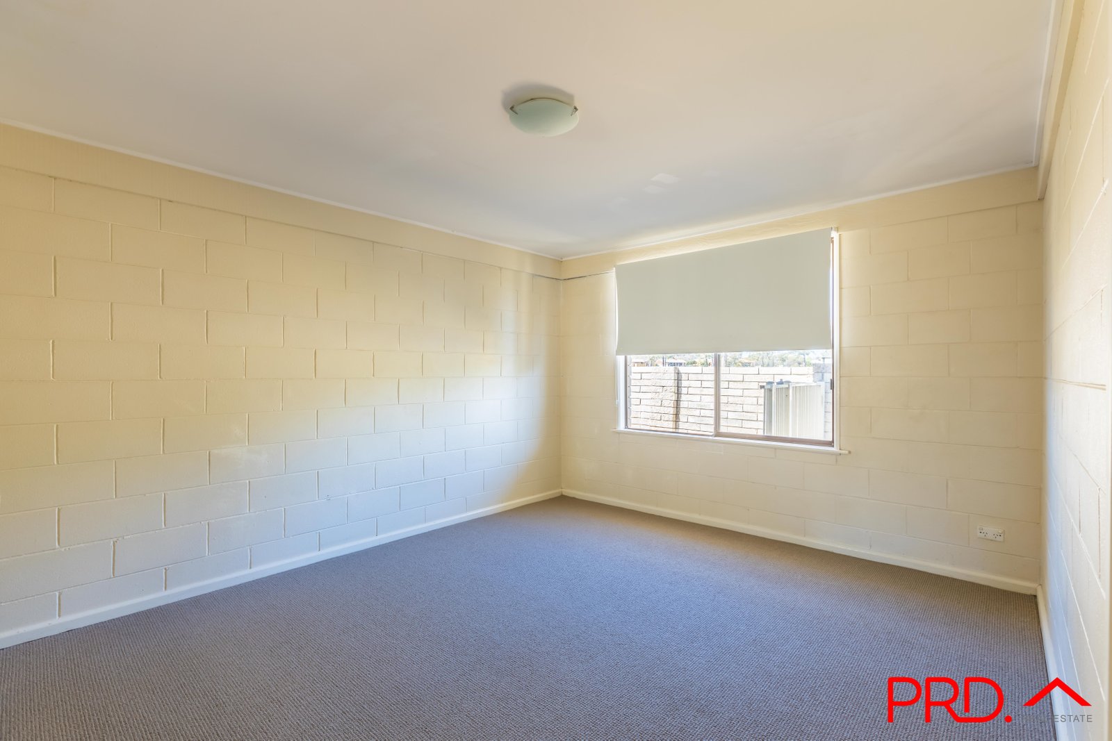 35 Waree Drive TAMWORTH 4