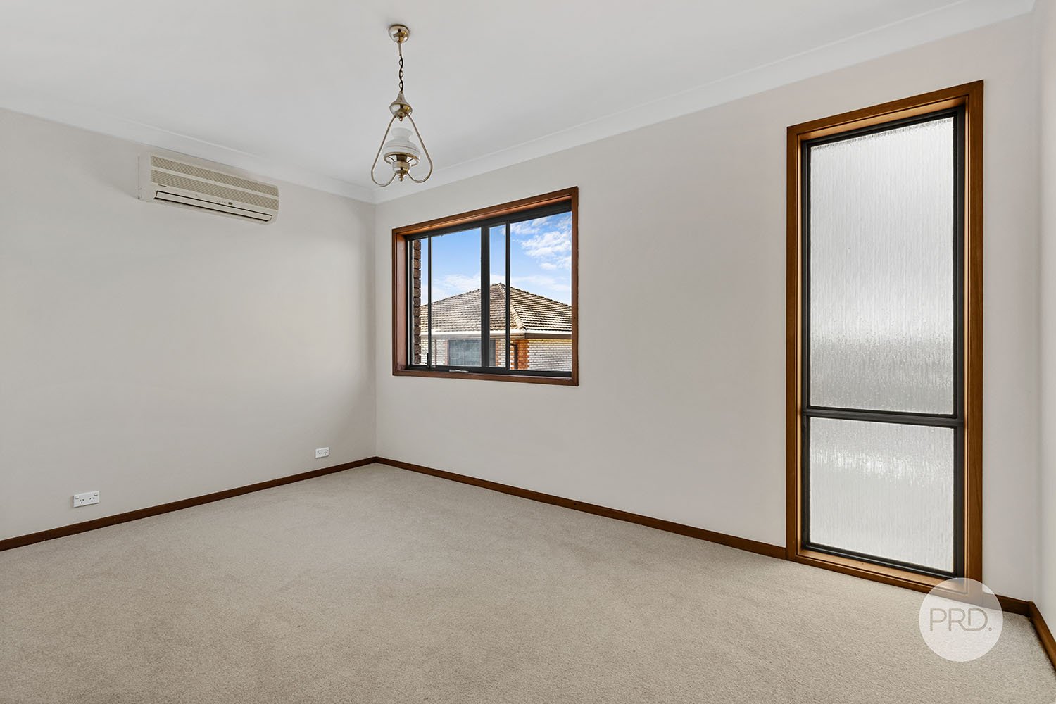 35 Wayne Avenue LUGARNO 10