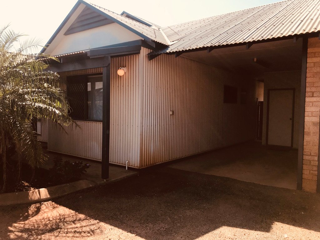 3/5 Whimbrel Street DJUGUN 9