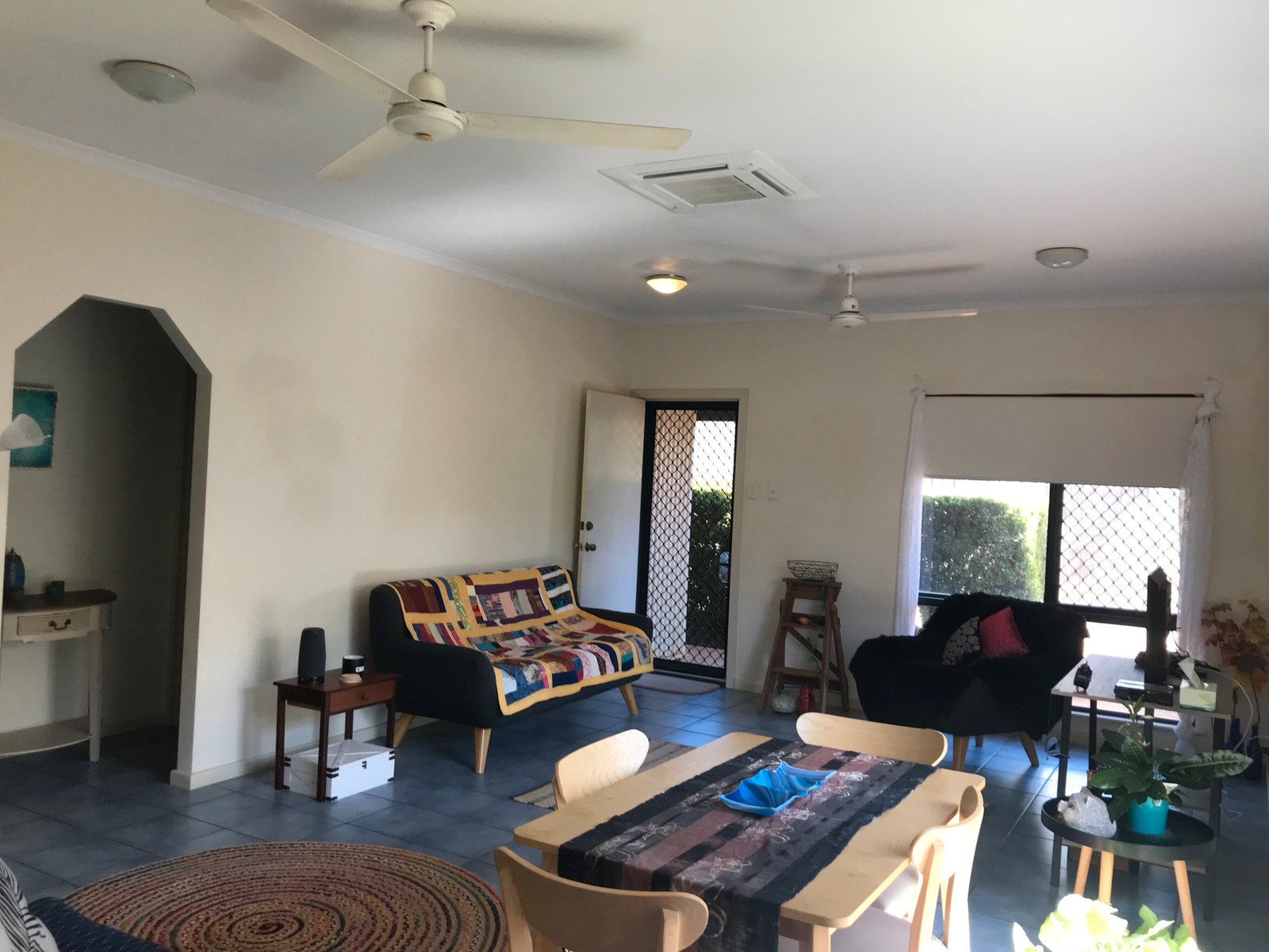 3/5 Whimbrel Street DJUGUN 3