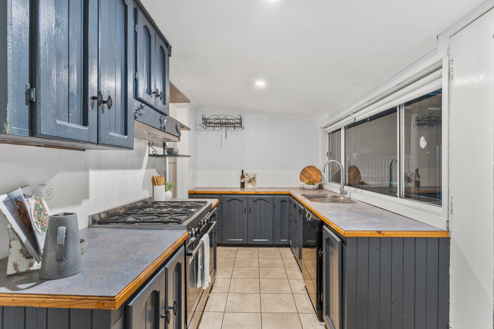 Gallery: 35 White Avenue