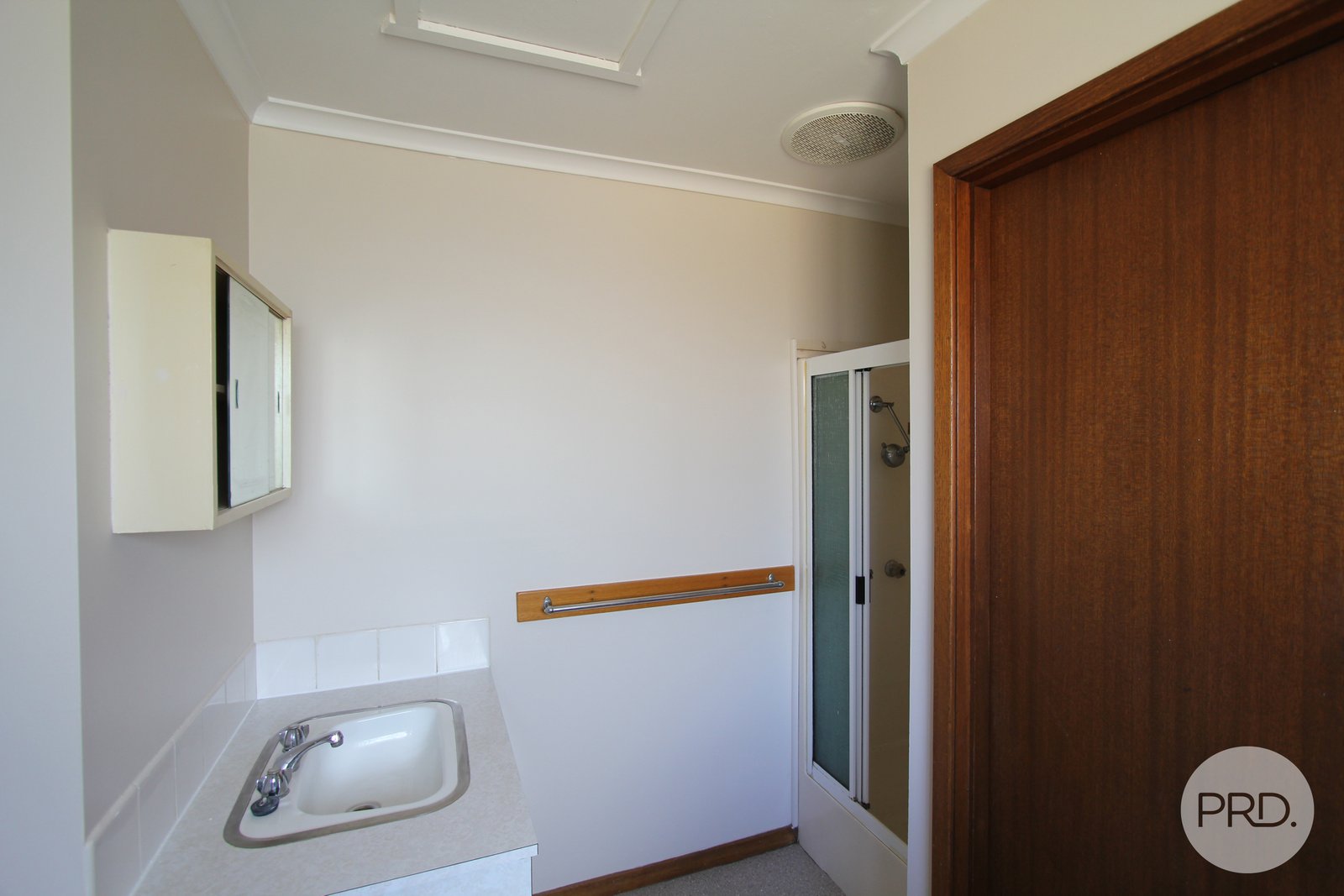 3/5 Whitta Street SEBASTOPOL 7
