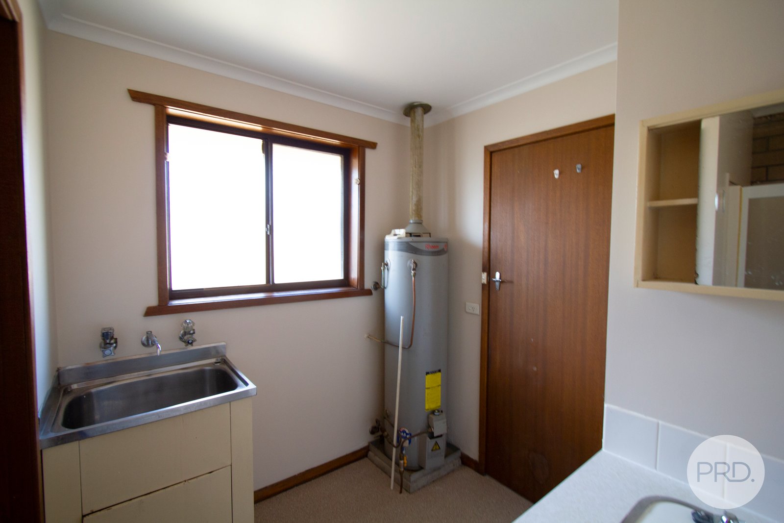 3/5 Whitta Street SEBASTOPOL 8
