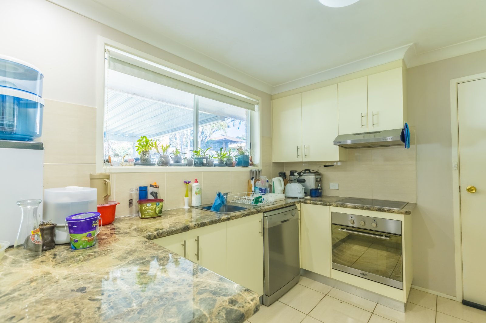 35 Windhover Crescent TAMWORTH 5