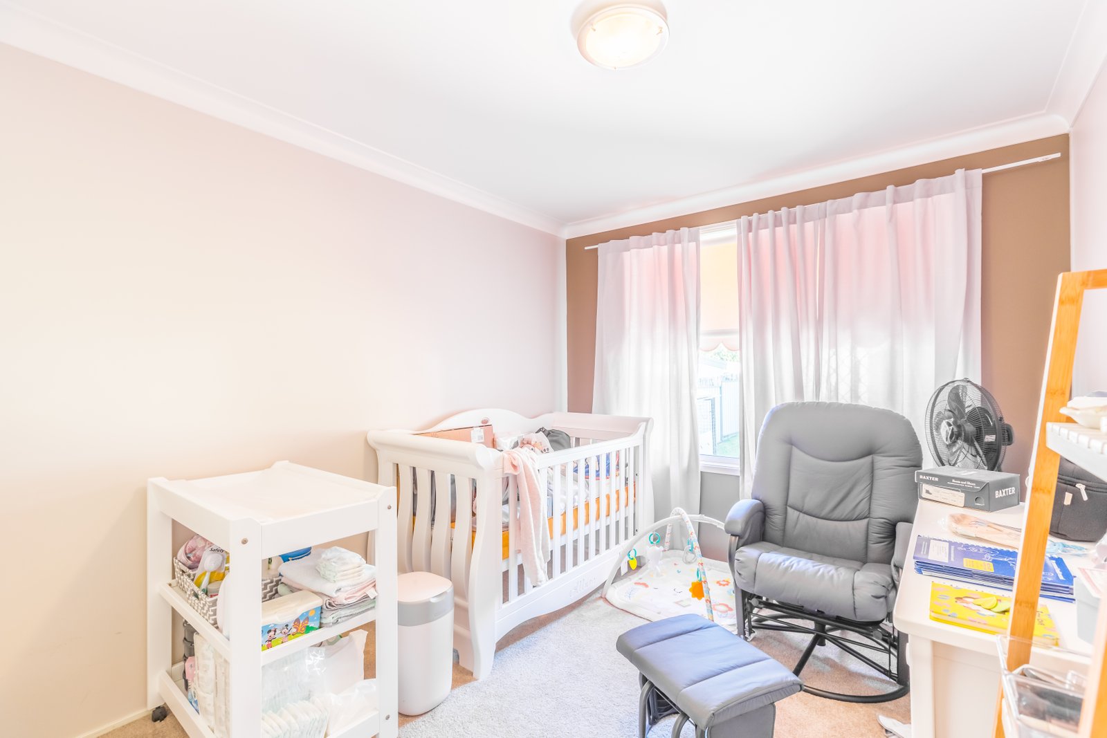 35 Windhover Crescent TAMWORTH 9