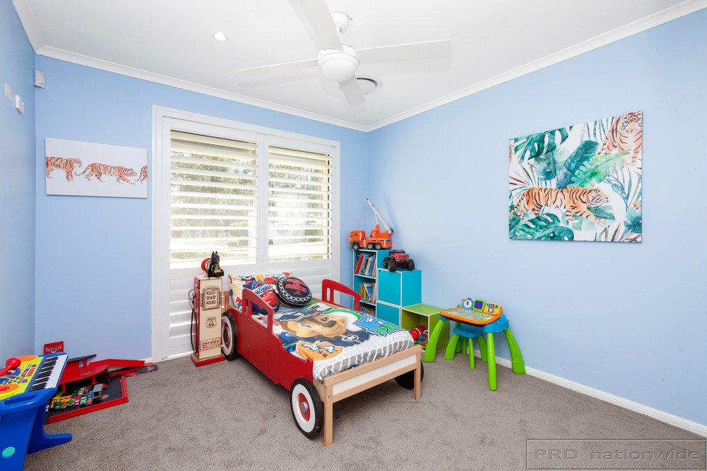 35 Woodlands Drive THORNTON 18