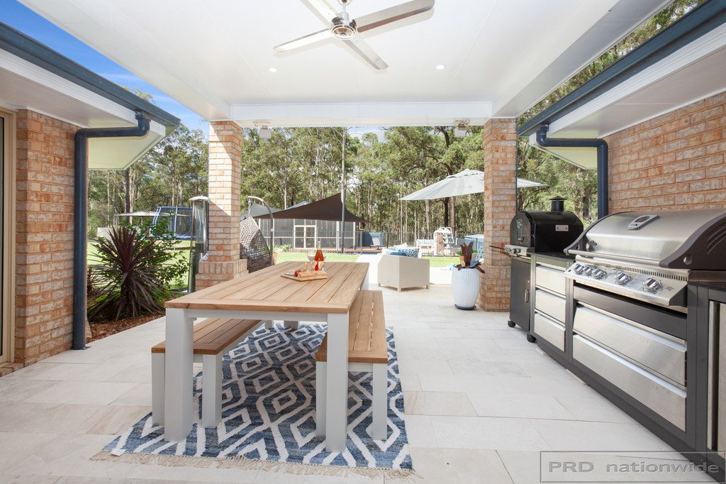 35 Woodlands Drive THORNTON 19