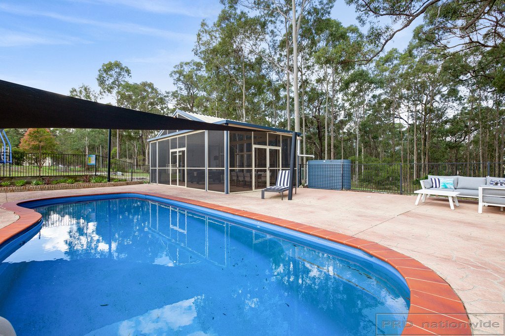 35 Woodlands Drive THORNTON 22