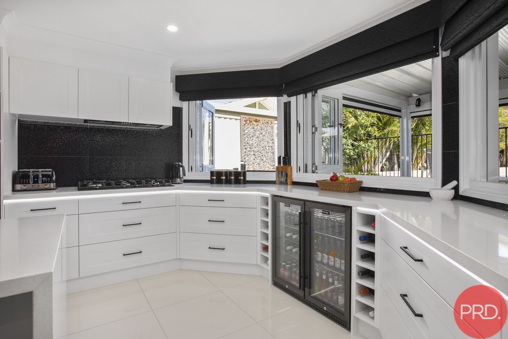 35 Yaldara Avenue THORNTON 8