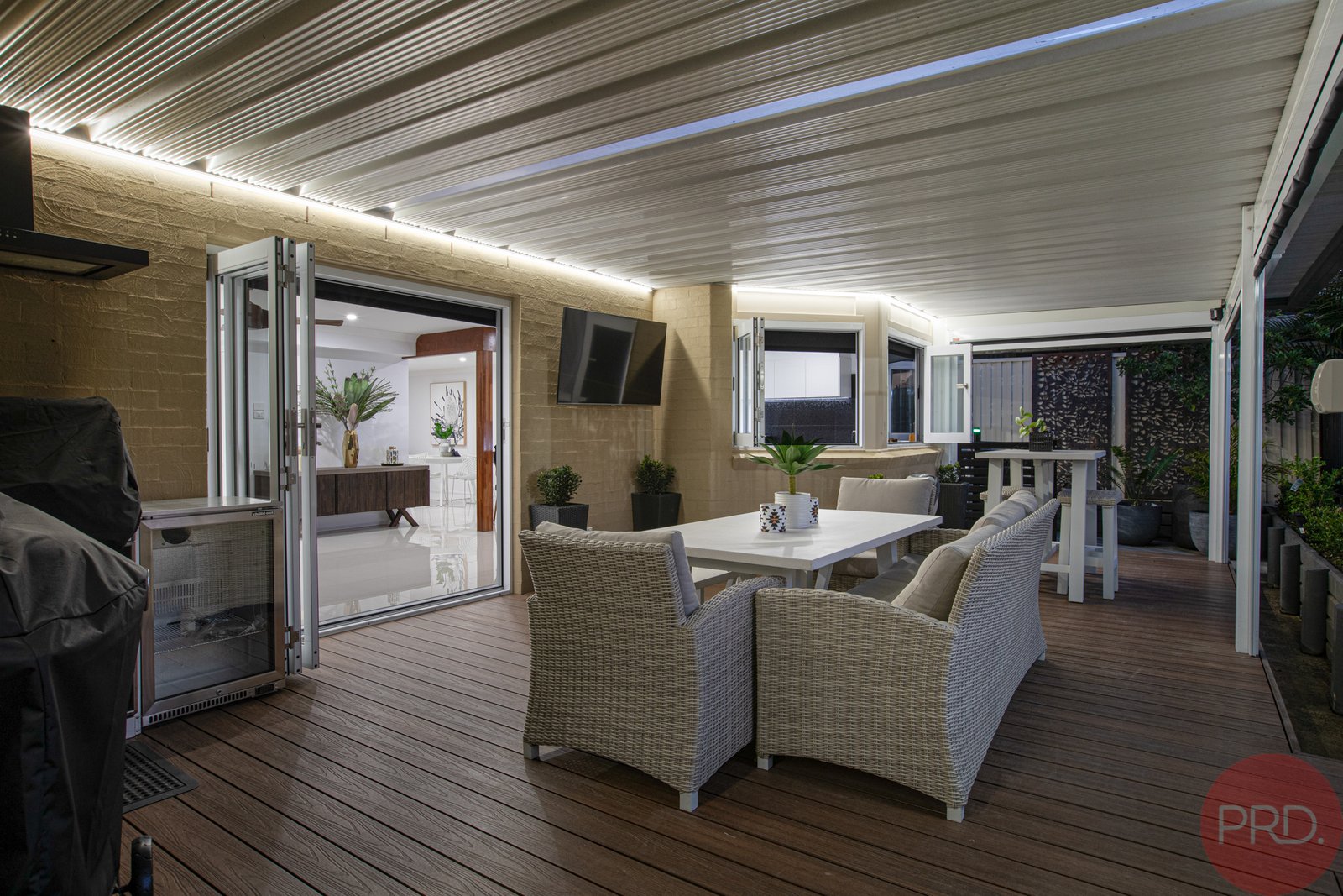 35 Yaldara Avenue THORNTON 15