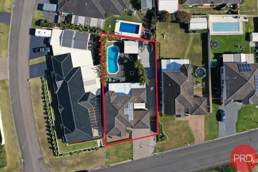 35 Yaldara Avenue THORNTON 32