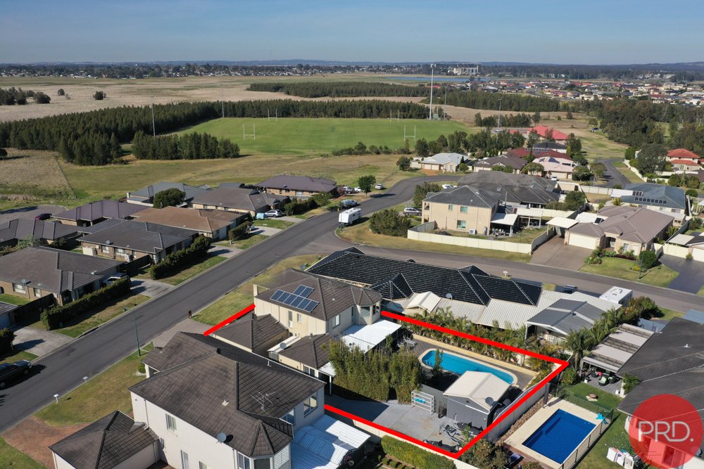 35 Yaldara Avenue THORNTON 34