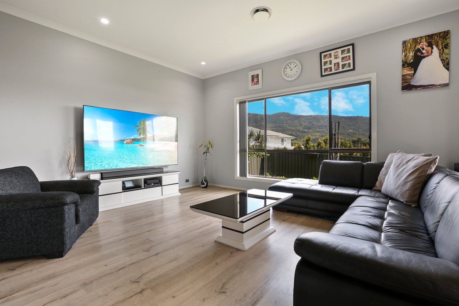 350 Bong Bong Road HORSLEY 6