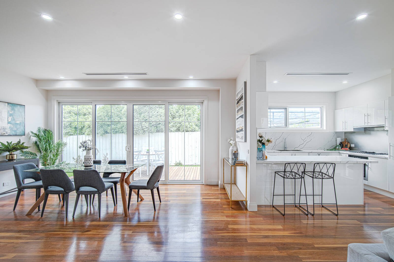 Real Estate and Property in 3/50 Boorool Road, Kew East, VIC