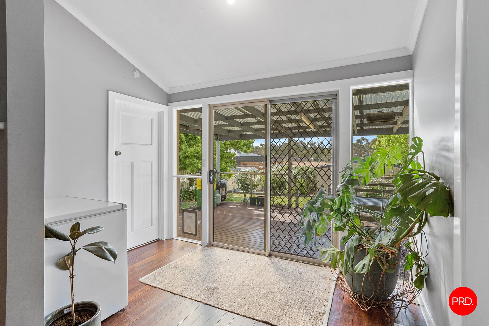 350 High Street GOLDEN SQUARE 14