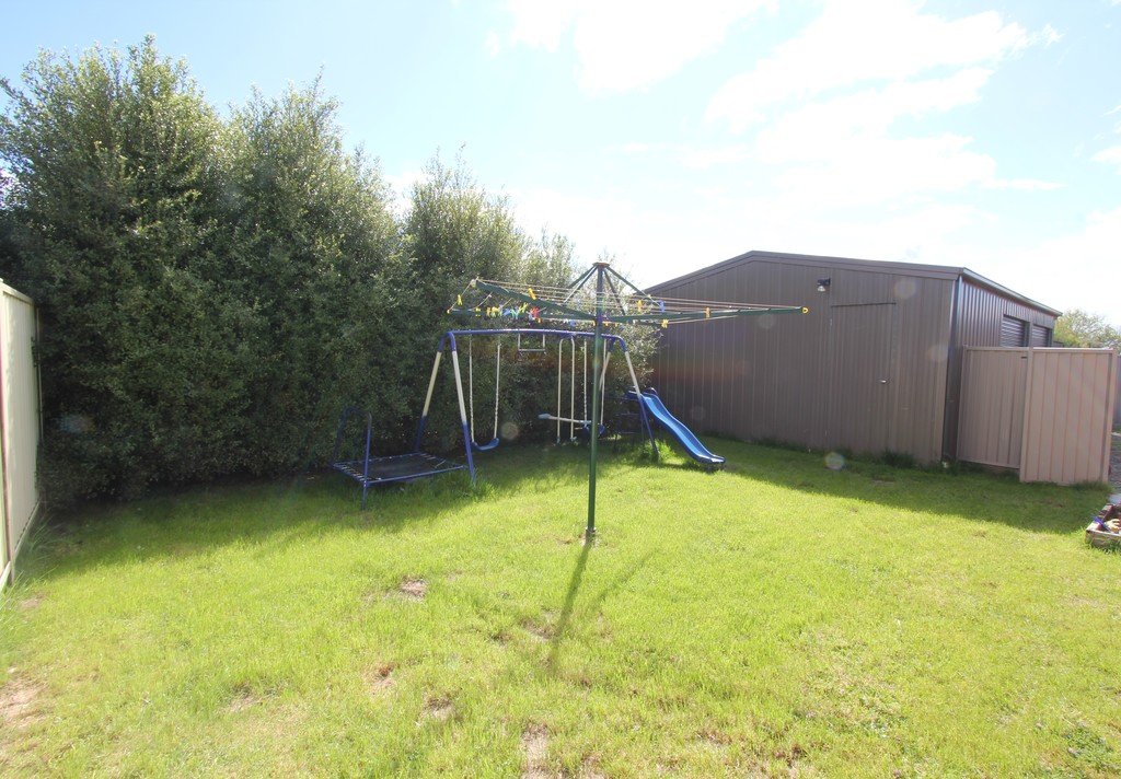 350 Vickers Street SEBASTOPOL 11