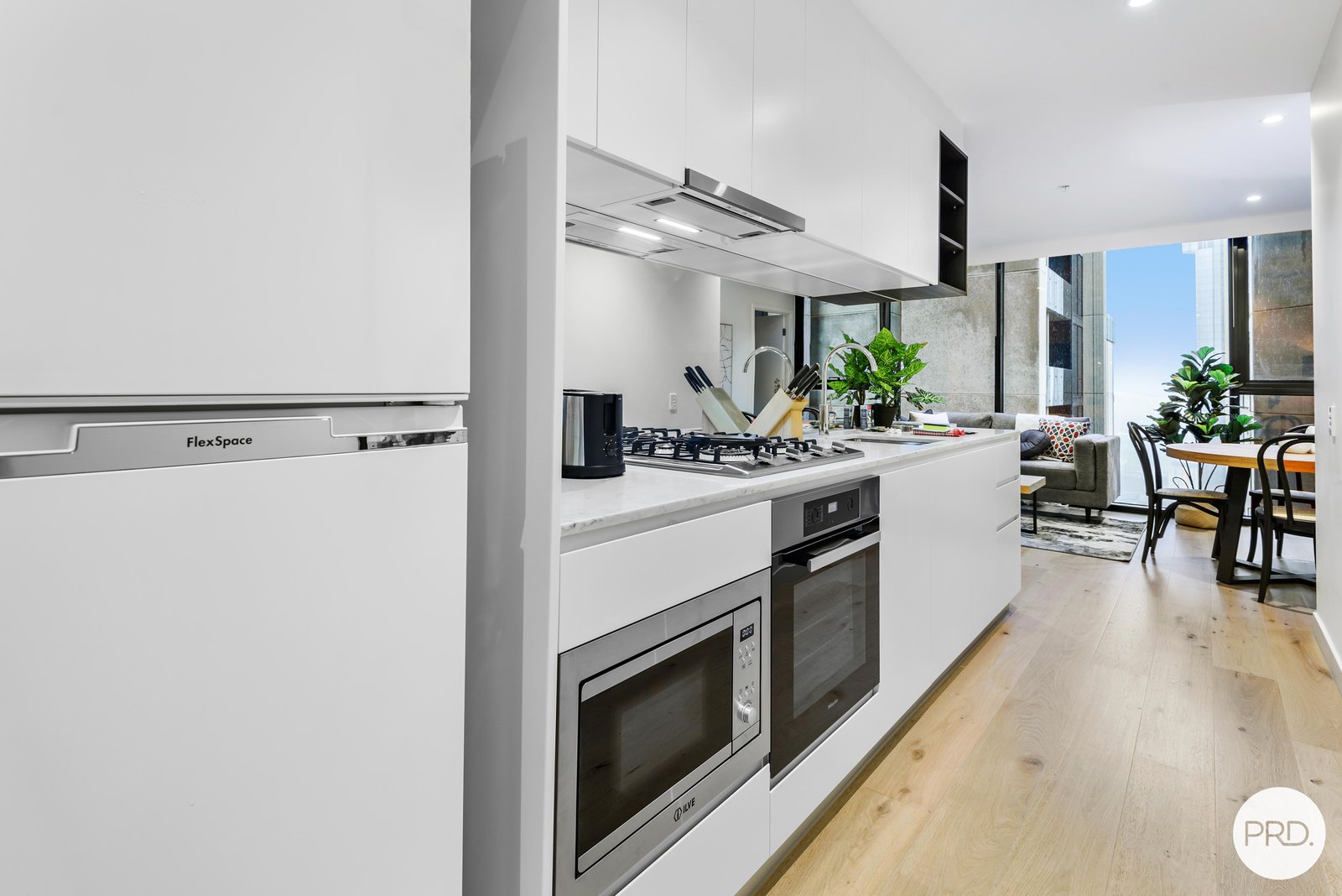 3504/245-251 City Road SOUTHBANK 8