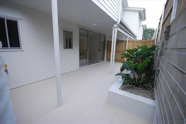 3/51 Hedley Avenue NUNDAH 8