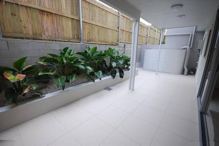 3/51 Hedley Avenue NUNDAH 9