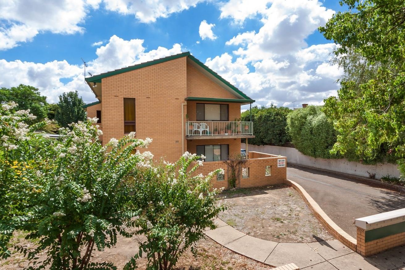 3/51 Kincaid Street WAGGA WAGGA 1
