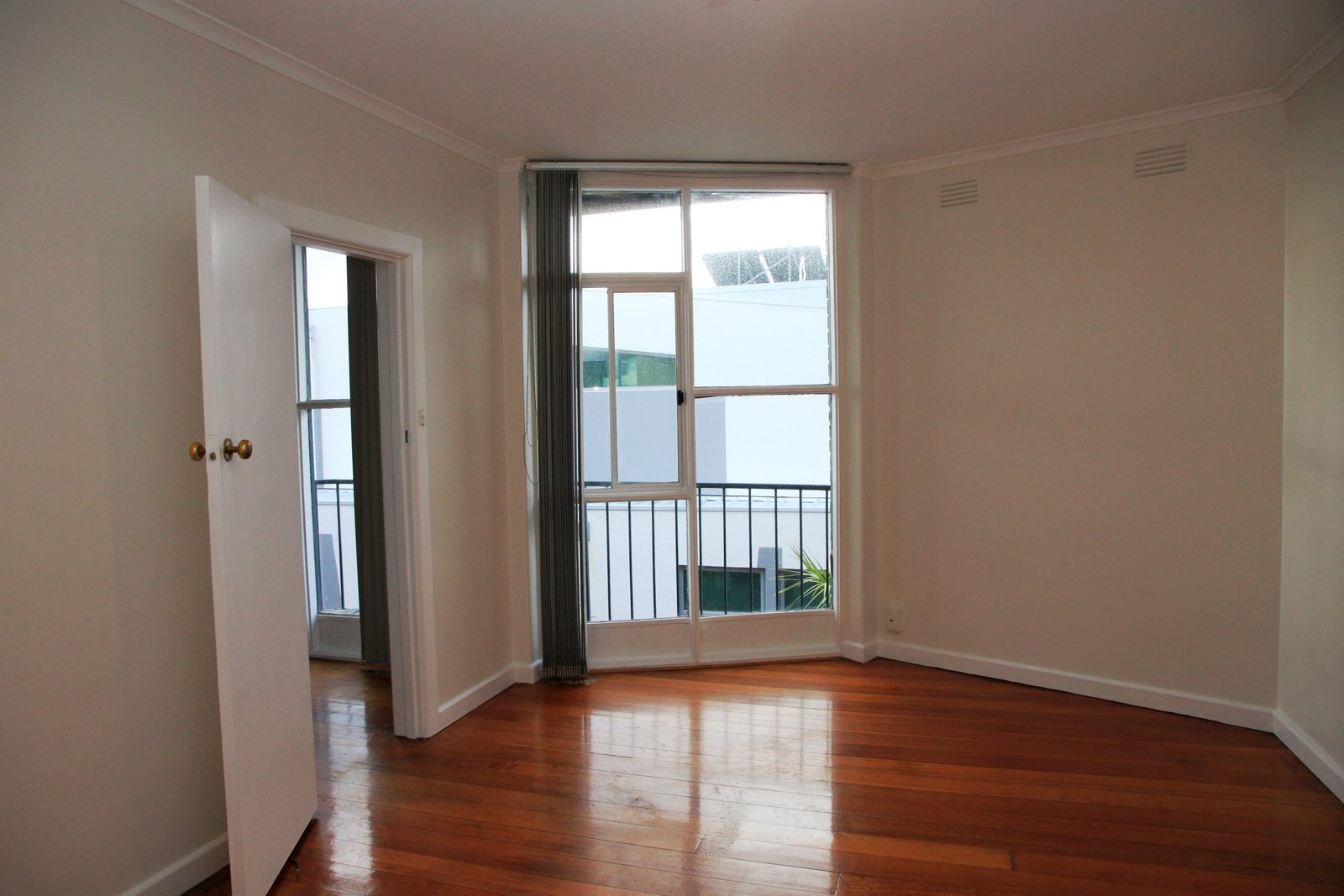 Gallery: 35/11 Marine Parade
