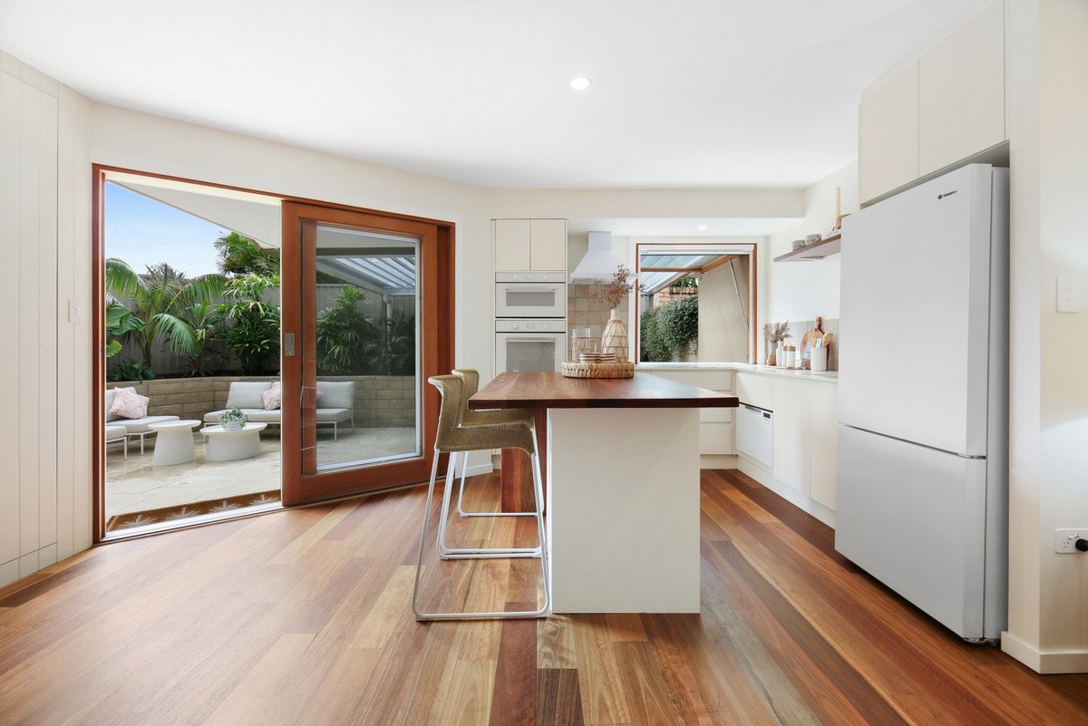 35/172 Barrier Reef Drive Mermaid Waters 5