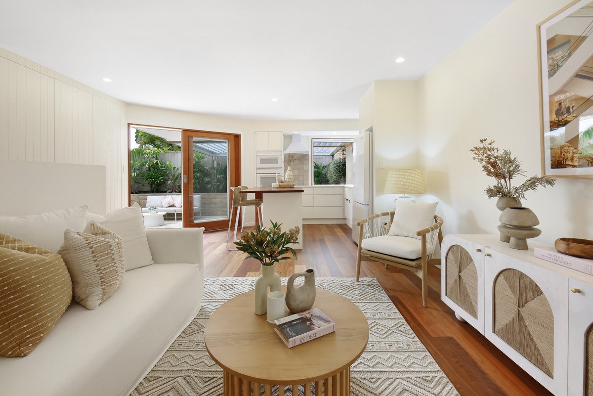 35/172 Barrier Reef Drive Mermaid Waters 6