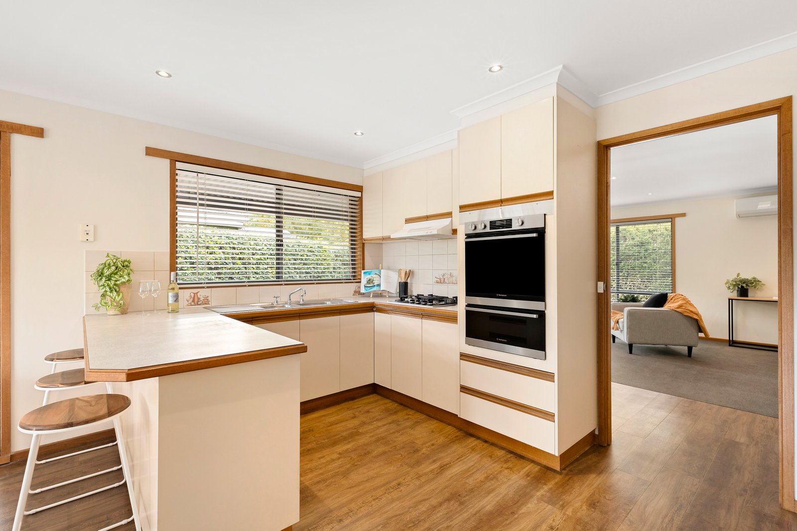 Gallery: 3/518 Talbot St South