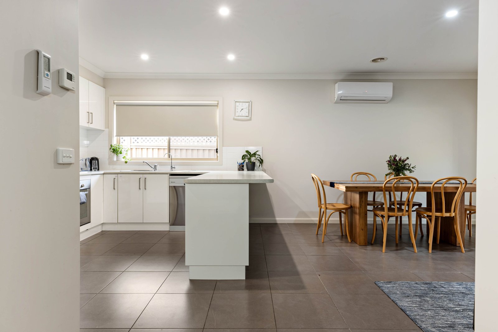 Gallery: 3/519 Bond Street