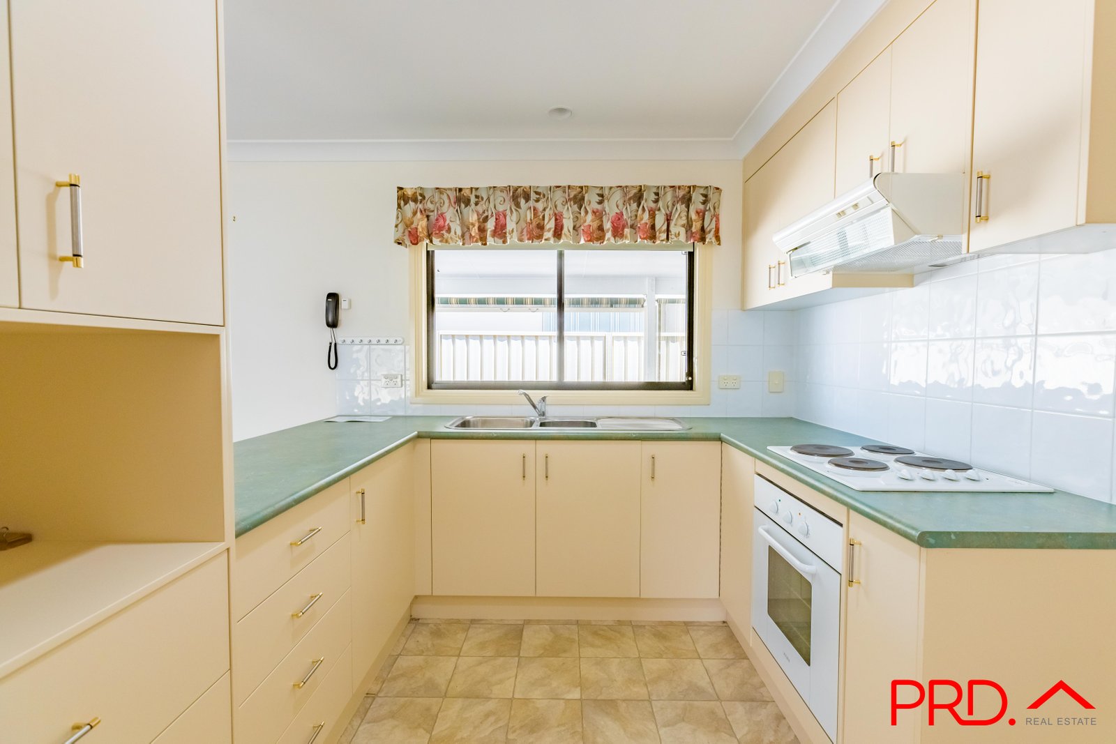 35/19 Power Street TAMWORTH 4
