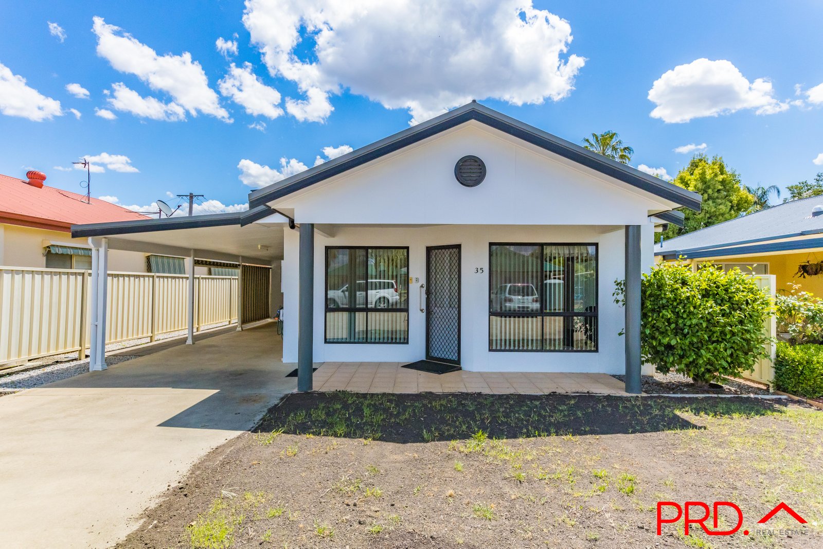 35/19 Power Street TAMWORTH 13