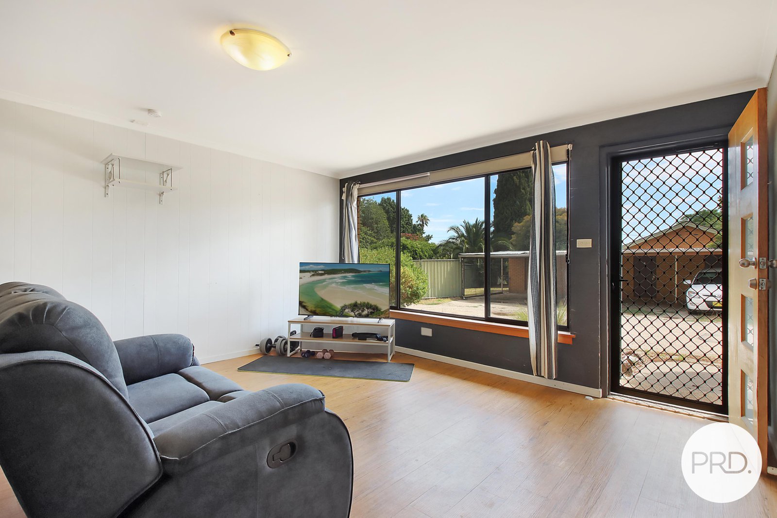 3/519 Schubach Street EAST ALBURY 6