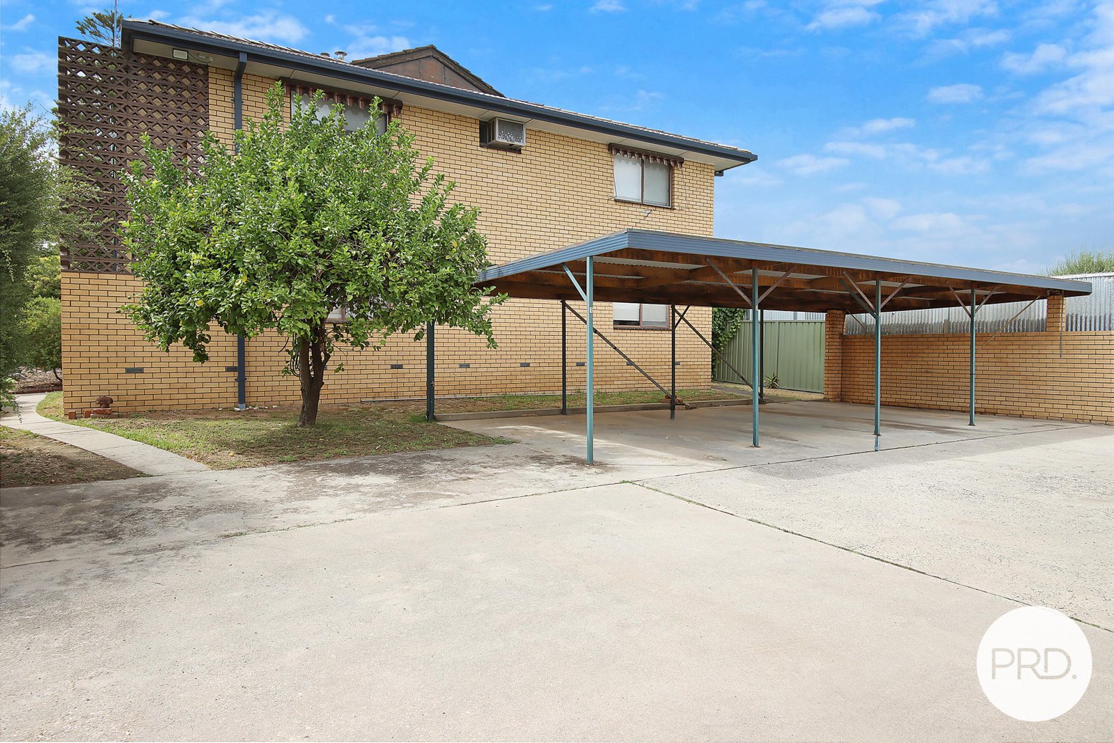 3/519 Schubach Street EAST ALBURY 12