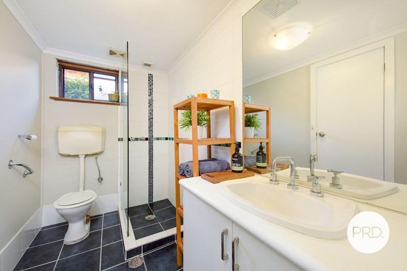 3/519 Schubach Street EAST ALBURY 10