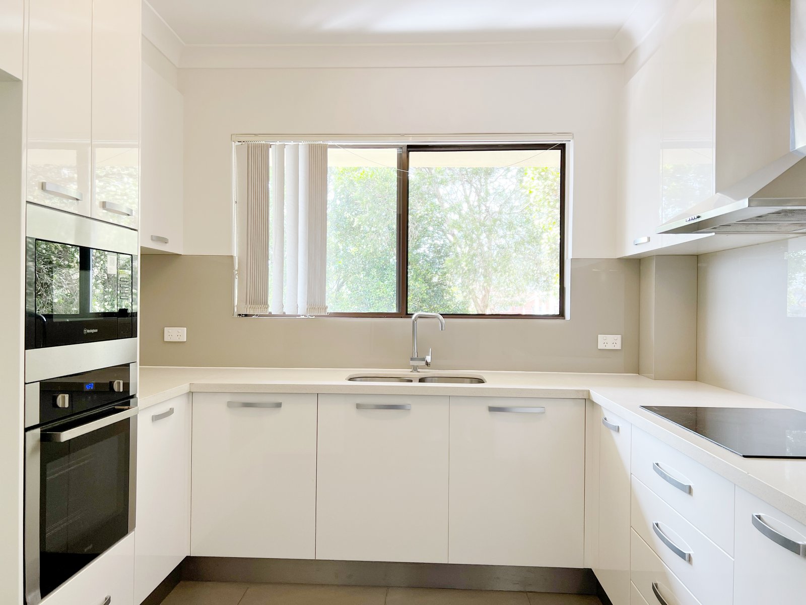 3/52-54 Hudson Street HURSTVILLE 2