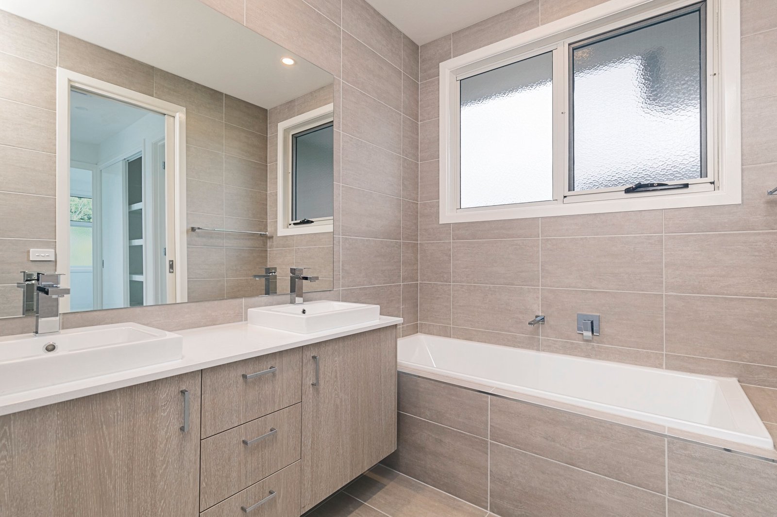 Gallery: 3/52 Keith Avenue