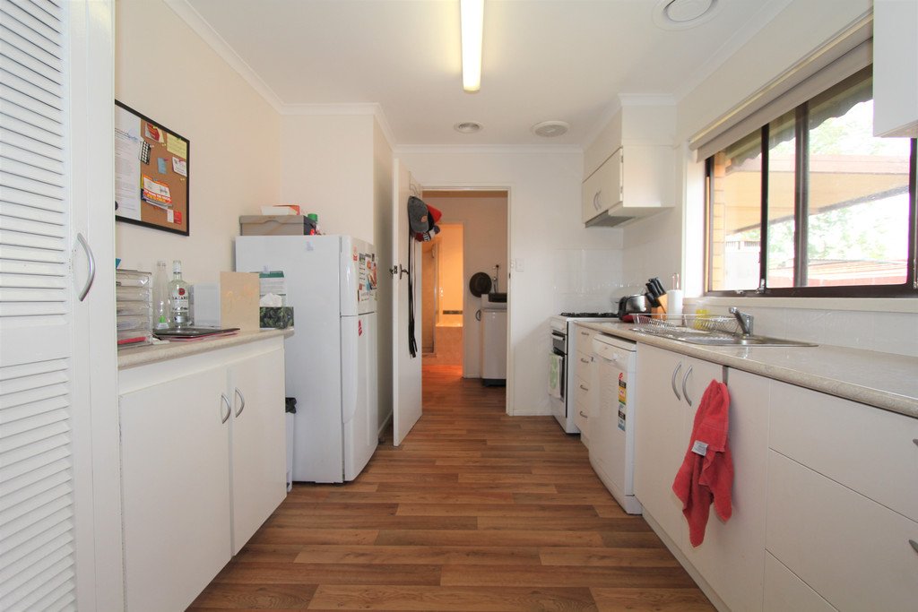 3/52 Longley Street ALFREDTON 2