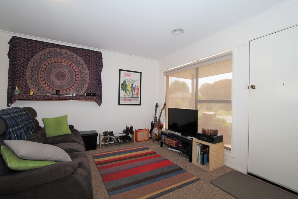 3/52 Longley Street ALFREDTON 3