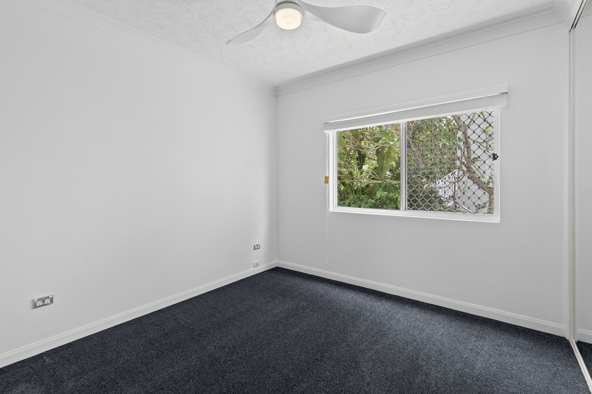 3/52 Marine Parade Miami 13