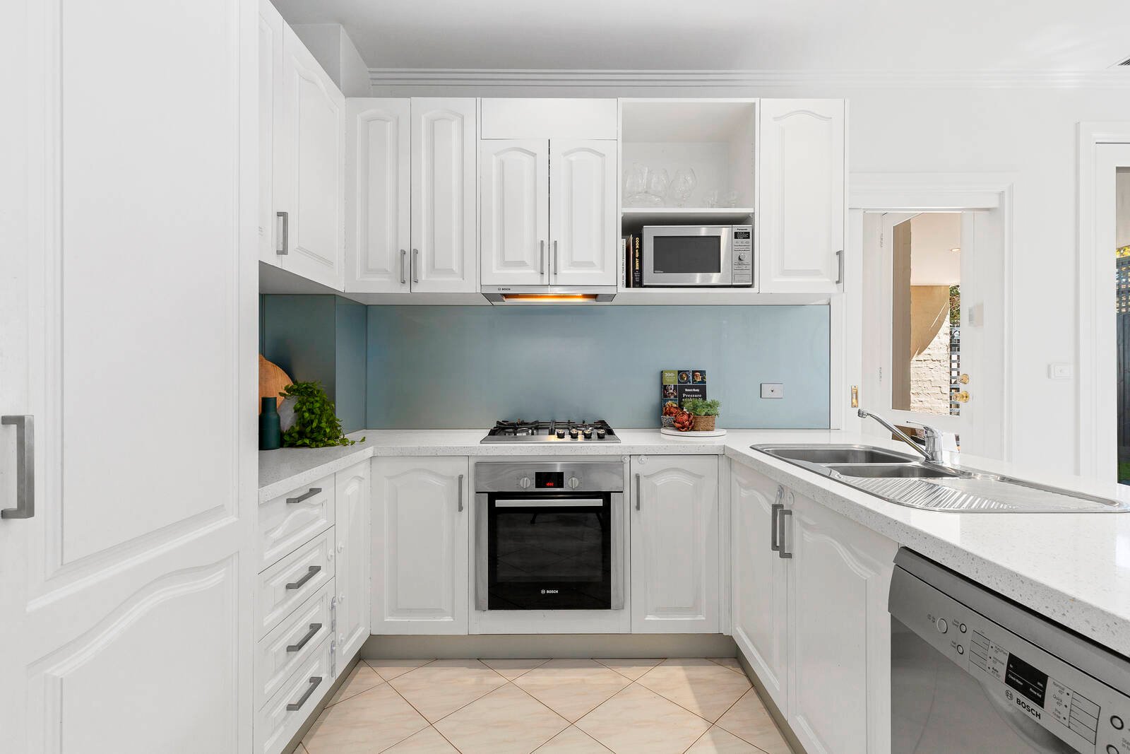 Gallery: 352 New Street