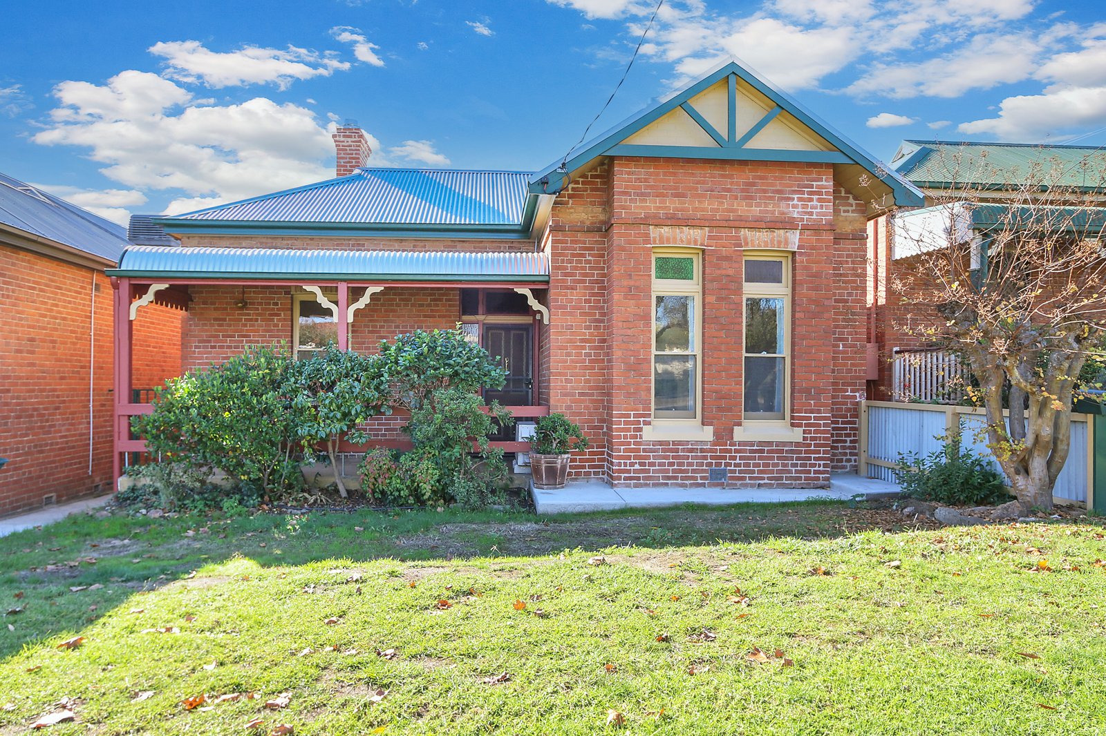 352 Wilson Street EAST ALBURY 1