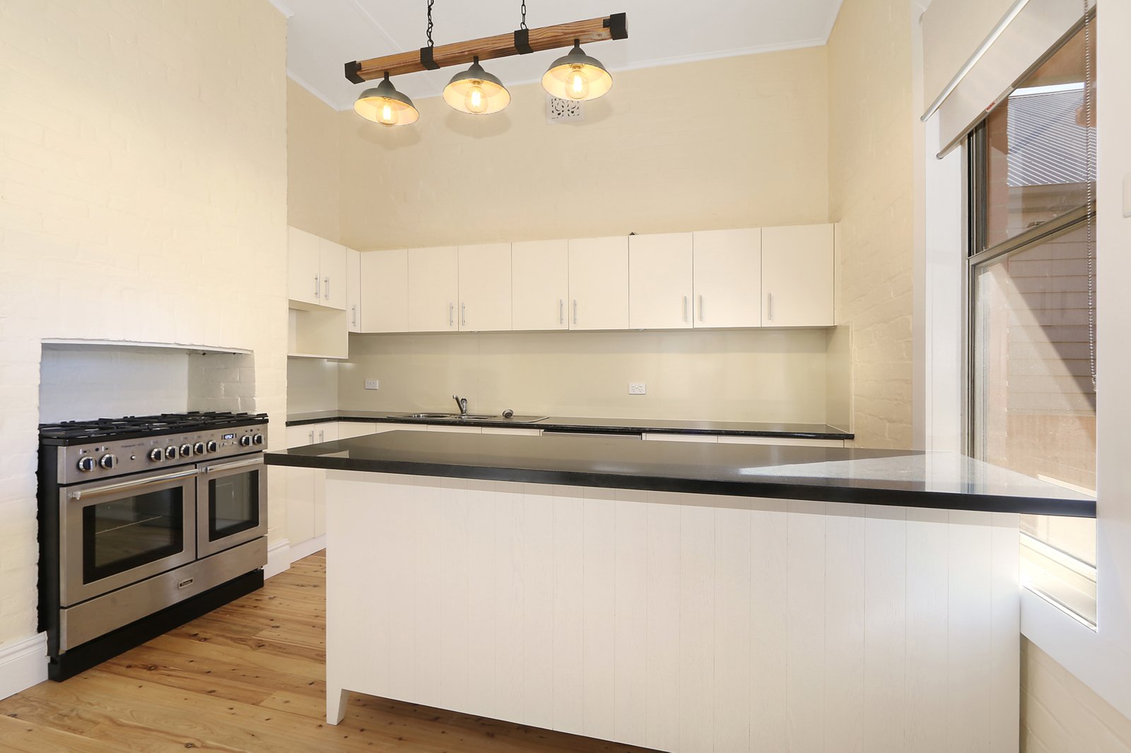 352 Wilson Street EAST ALBURY 2
