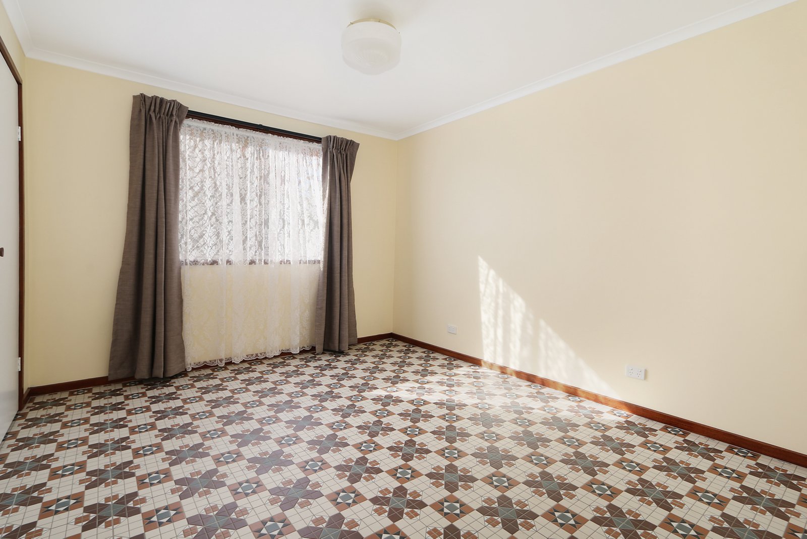 352 Wilson Street EAST ALBURY 7