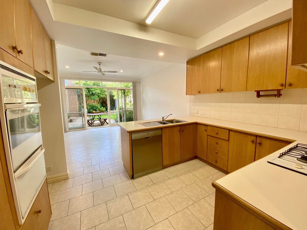 3/521 Whitehorse Road, Surrey Hills, 3127